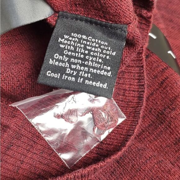 Rock & Republic Young Man's XXL Maroon V-Neck Sweater - Picture 5 of 8